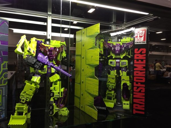 BotCon 2015   Hasbro's Transformers Booth Devastator, Constructicons, More  (4 of 7)